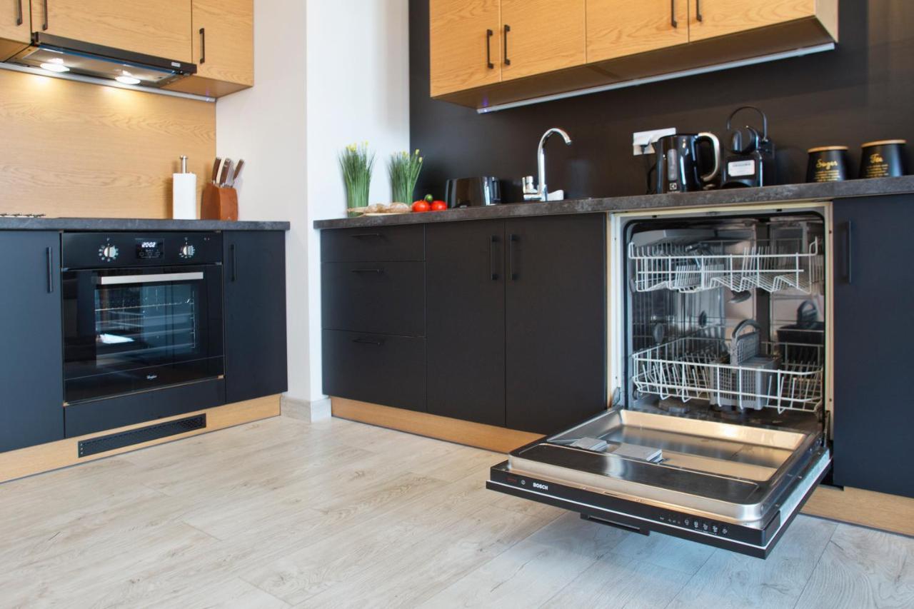 Cybernetyki 6B Serviced Accommodation Varsó Kültér fotó